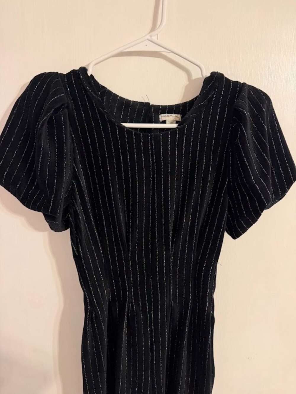 Habitual Girls Black Velvet Metallic Pinstripe Midi Dress - Puff Sleeves - Size